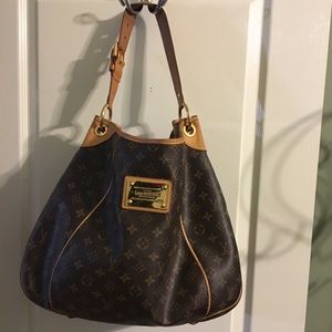 Louis Vuitton Galleria GM